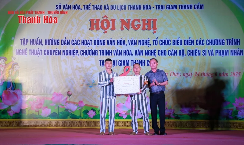 Nâng cao đời sống tinh thần, góp phần đảm bảo an ninh - trật tự trong trại giam