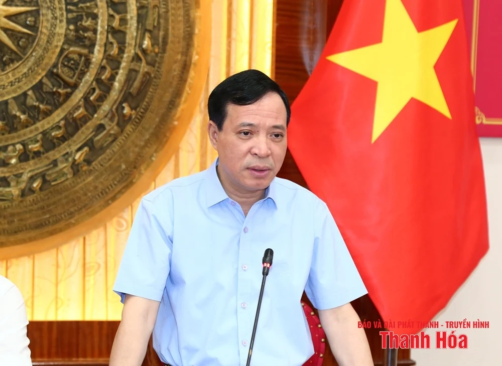 Các đồng chí nguyên lãnh đạo tỉnh góp ý vào dự thảo Báo cáo chính trị trình Đại hội Đảng bộ tỉnh lần thứ XX, nhiệm kỳ 2025-2030