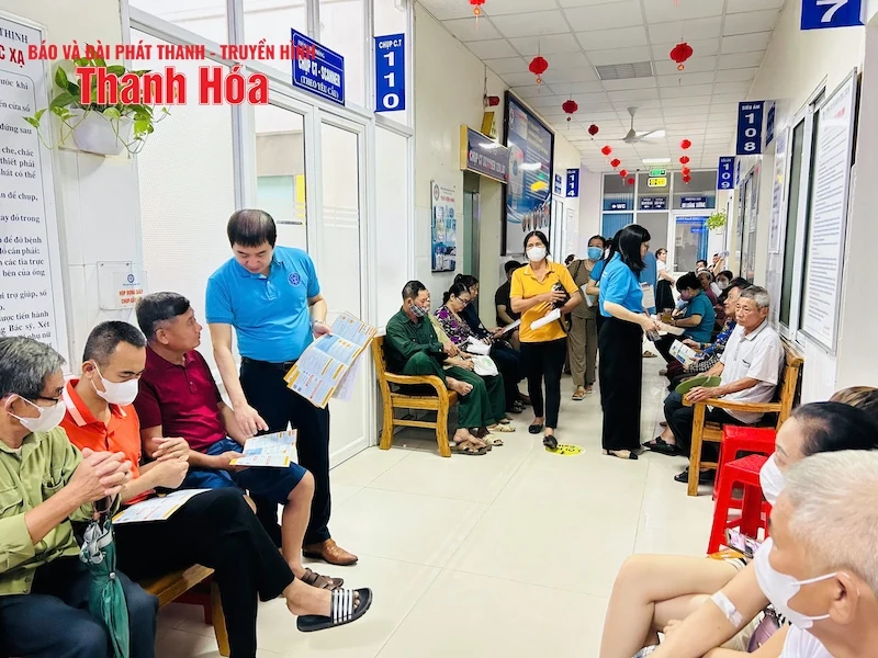 “Tấm thẻ BHYT giúp gia đình tôi an tâm hơn trong cuộc sống”