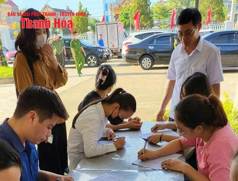 Câu chuyện nhỏ trong Hành trình Đỏ (Bài 6): Cả nhà cùng hiến máu