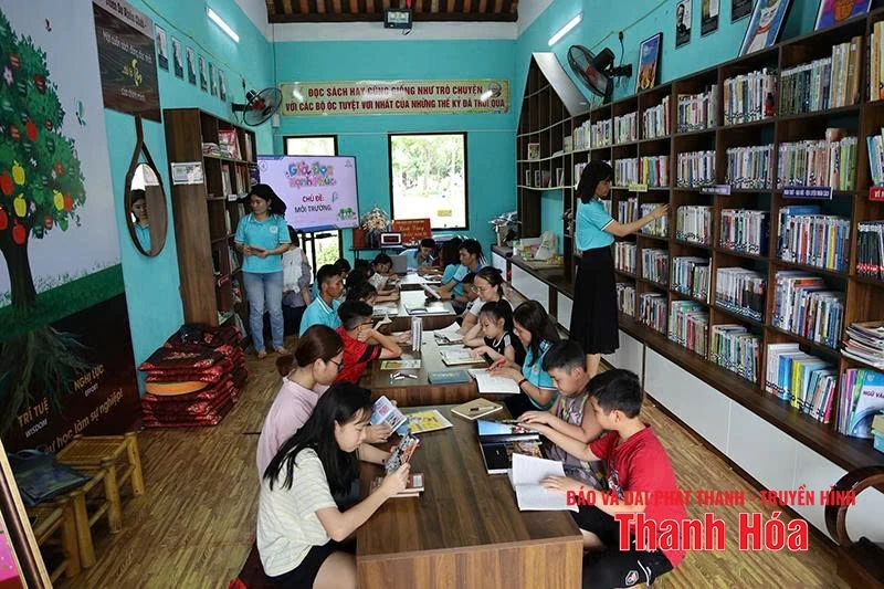 “Thắp lửa” văn hóa đọc