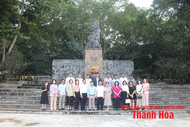 Đa dạng hành trình du lịch “về nguồn”