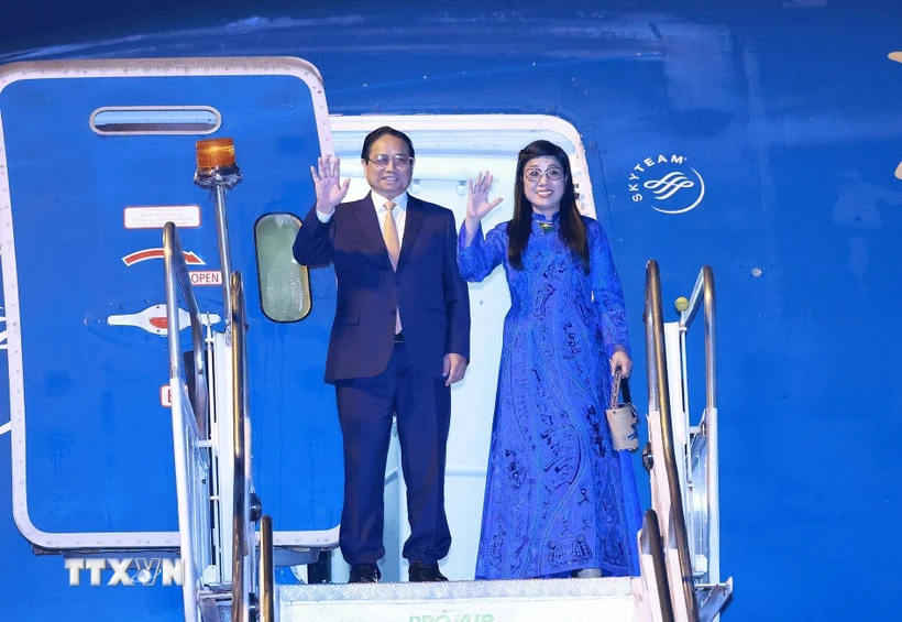 Thủ tướng tới Rio de Janeiro dự Hội nghị BRICS mở rộng và làm việc tại Brazil