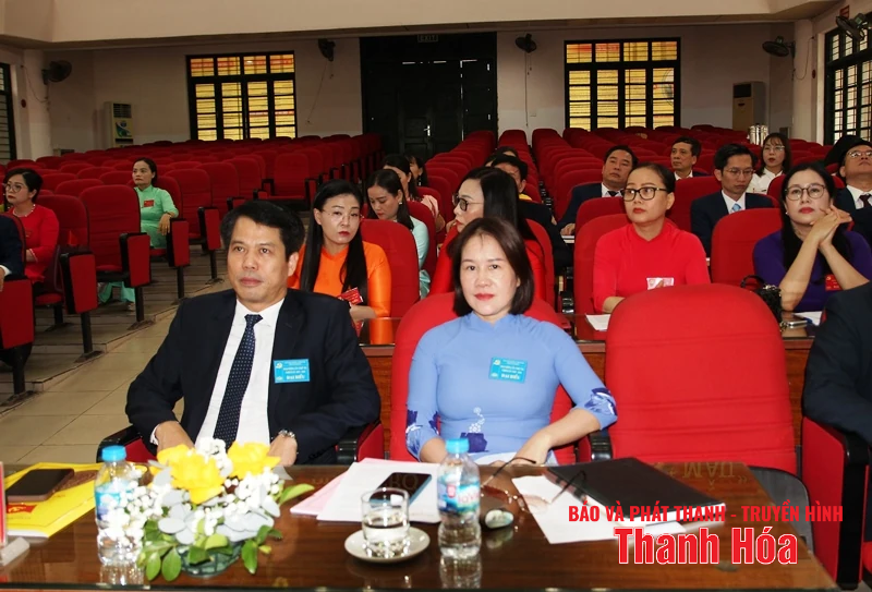 Nâng cao năng lực lãnh đạo và sức chiến đấu của Đảng bộ, phấn đấu trở thành trường kiểu mẫu trước năm 2030