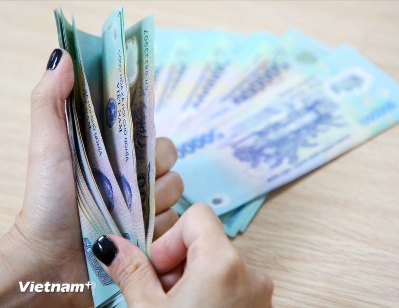 Bảo lưu tiền lương, phụ cấp đặc thù khi tổ chức chính quyền địa phương 2 cấp