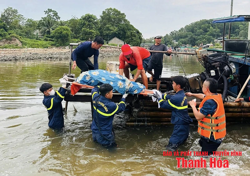Đã tìm thấy thi thể cháu bé mất tích do đuối nước tại biển Sầm Sơn