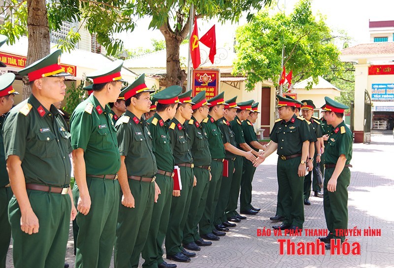 Chỉ huy trưởng Bộ CHQS tỉnh kiểm tra tại Ban Chỉ huy Phòng thủ khu vực 1 - Triệu Sơn