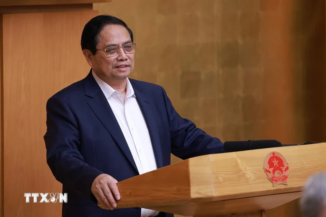 Nghị quyết phiên họp Chính phủ tháng 6 và Hội nghị trực tuyến Chính phủ với địa phương