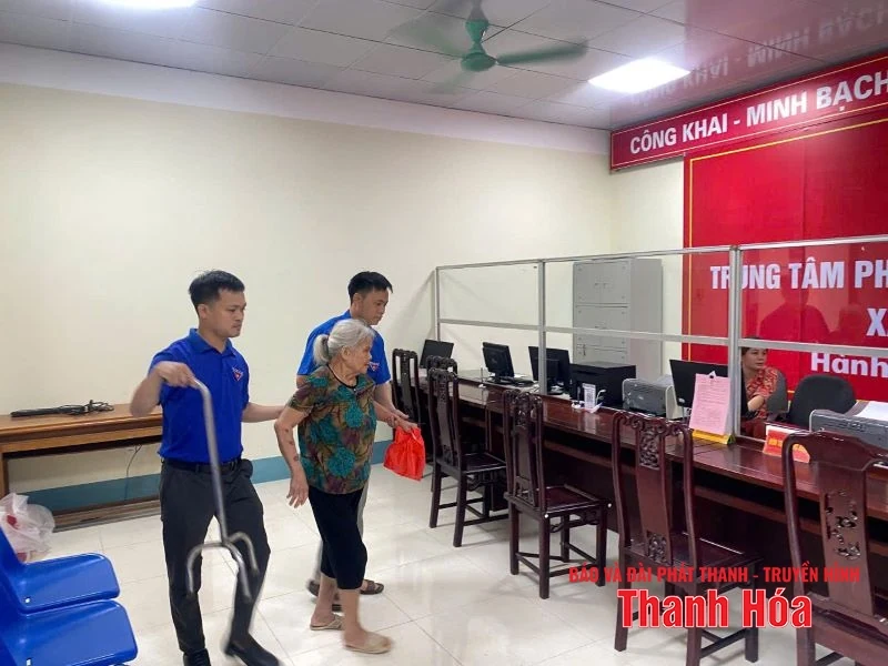 245 đội hình thanh niên tình nguyện ra quân hỗ trợ vận hành mô hình chính quyền địa phương 2 cấp