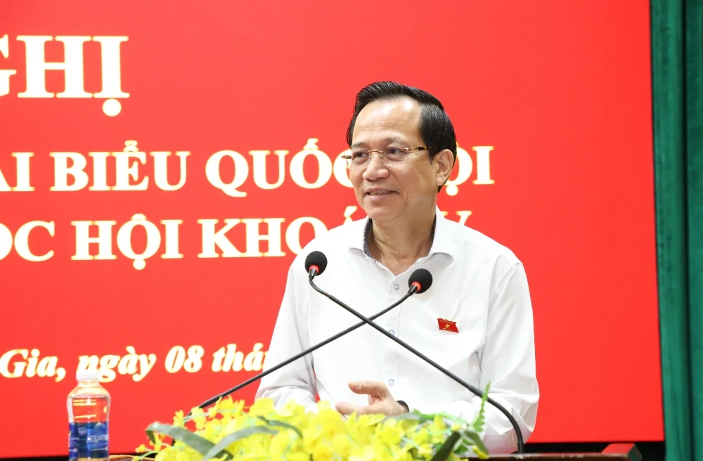 Bộ trưởng Bộ Dân tộc và Tôn giáo Đào Ngọc Dung tiếp xúc cử tri phường Tĩnh Gia