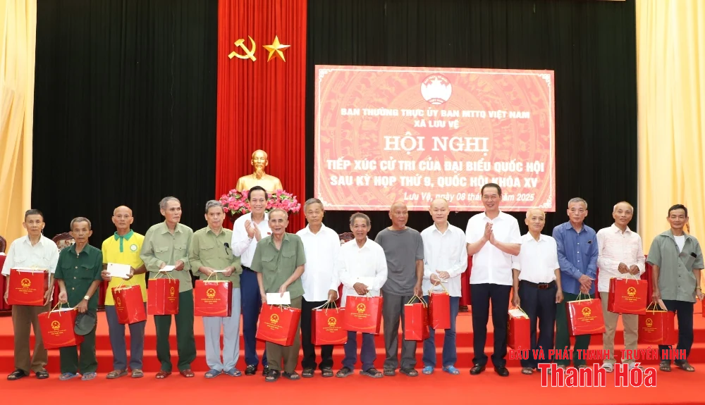 Cử tri xã Lưu Vệ đánh giá cao kết quả Kỳ họp thứ 9, Quốc hội khóa XV