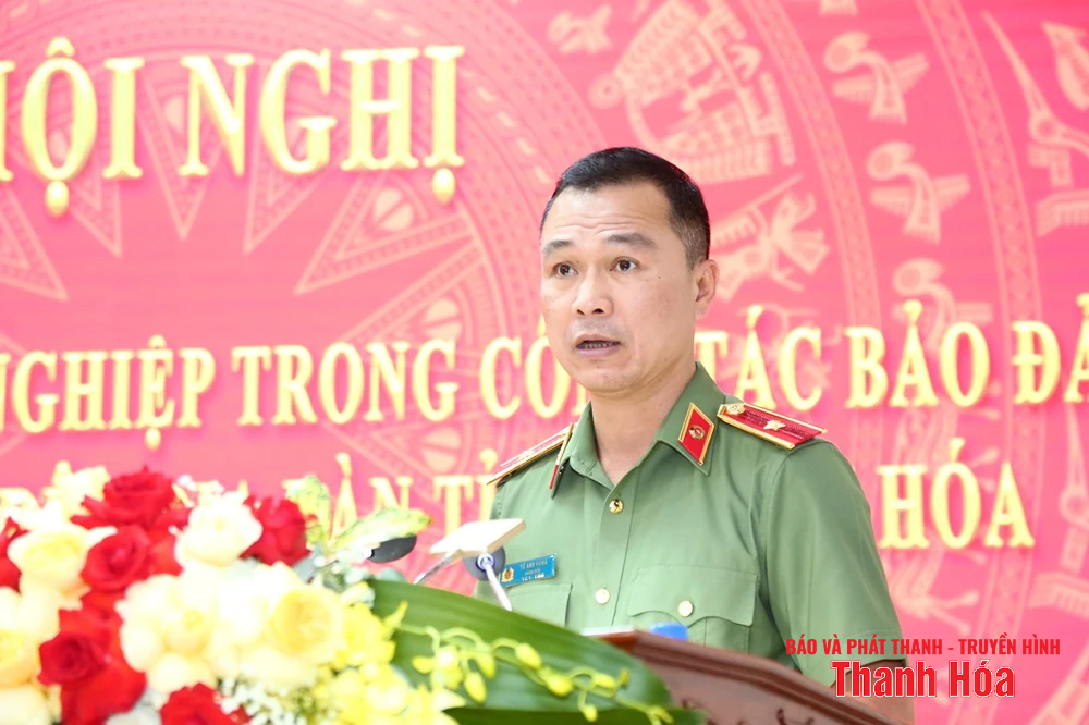 Đối thoại, lắng nghe ý kiến của các doanh nghiệp về công tác bảo đảm an ninh trật tự