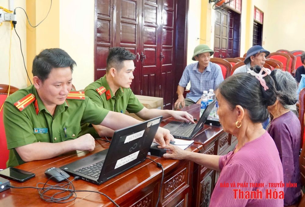 Thu nhận mẫu ADN cho thân nhân liệt sỹ chưa xác định được thông tin tại xã Hoằng Lộc