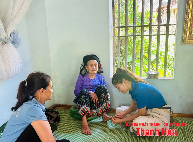 Tuổi trẻ với tháng 7 nghĩa tình