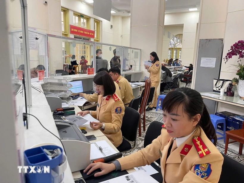 Giải quyết dứt điểm tồn đọng về sát hạch, cấp đổi giấy phép lái xe trước 30/7