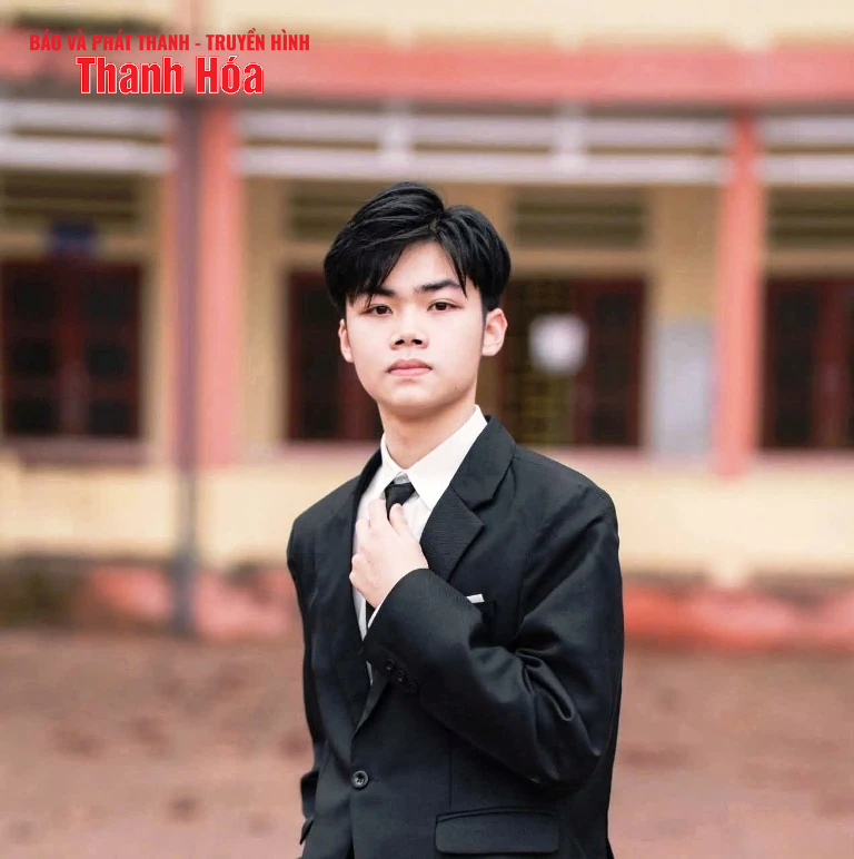 Từ cậu học trò đam mê Toán học trở thành thủ khoa khối A00 của tỉnh