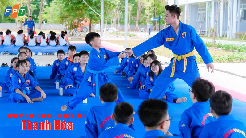 Phụ huynh Thanh Hóa quan tâm đến chương trình đào tạo toàn diện tại FPT Schools