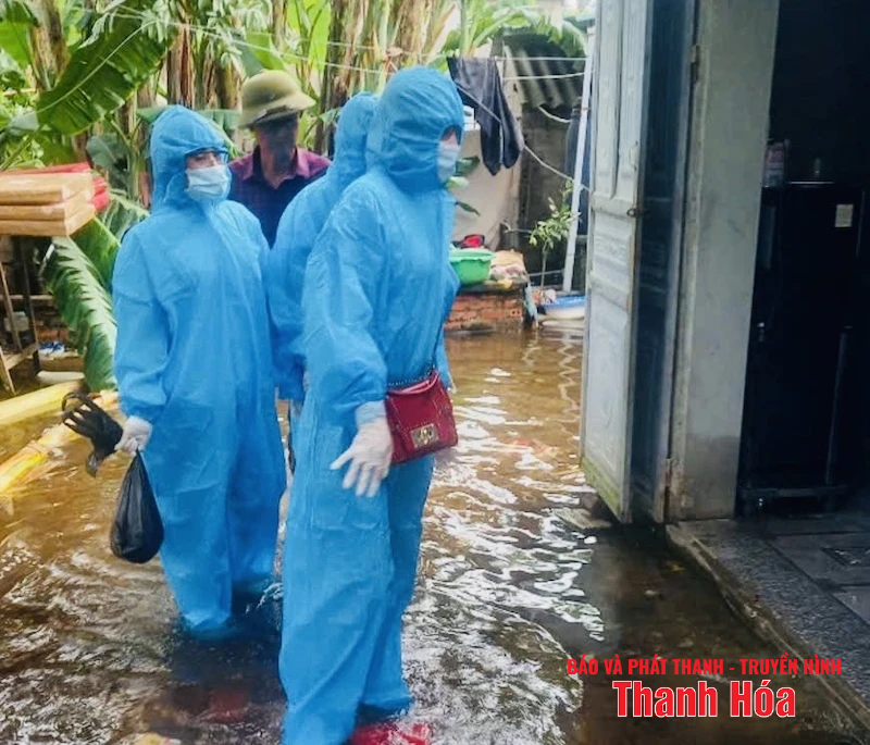 Ngành y tế tăng cường công tác vệ sinh môi trường, phòng chống dịch bệnh sau mưa bão