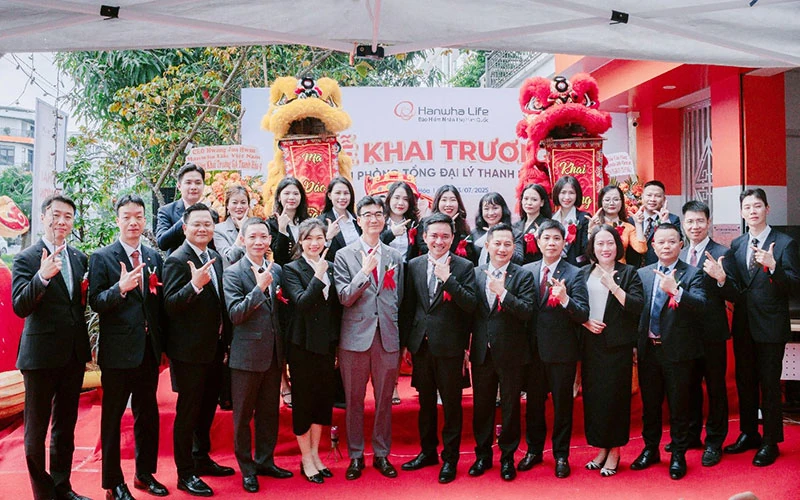 Hanwha Life Việt Nam khai trương văn phòng Tổng đại lý tại Thanh Hóa