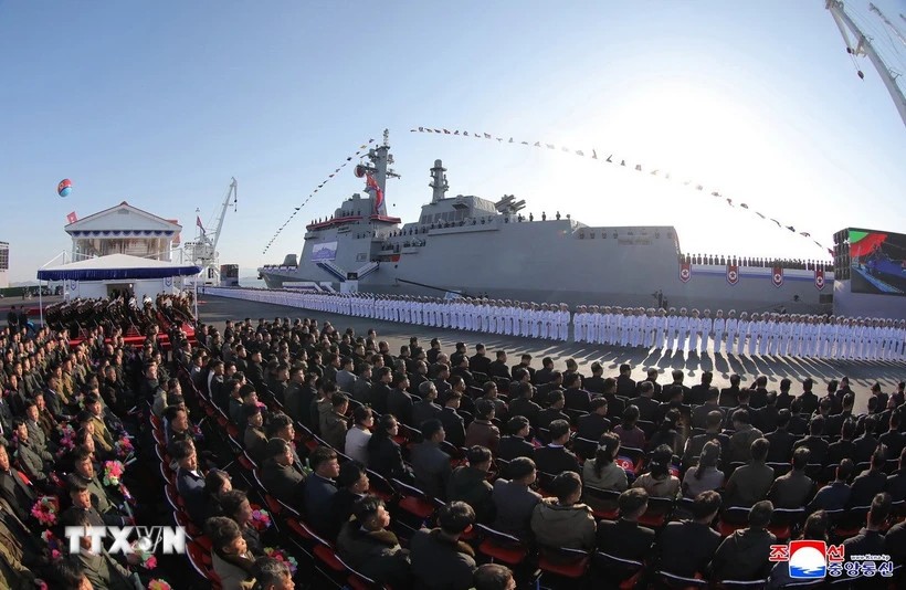 Triều Tiên tuyên bố đóng thêm tàu khu trục 5.000 tấn