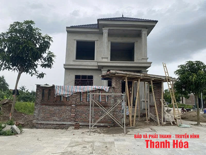 Cát nguyên liệu khan hiếm - doanh nghiệp xây dựng và người dân gặp khó