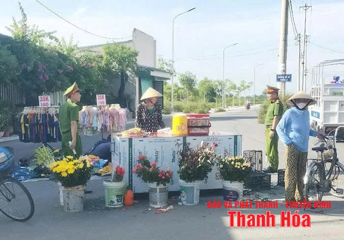 Nguy cơ mất an toàn trên các tuyến đường giao thông nông thôn