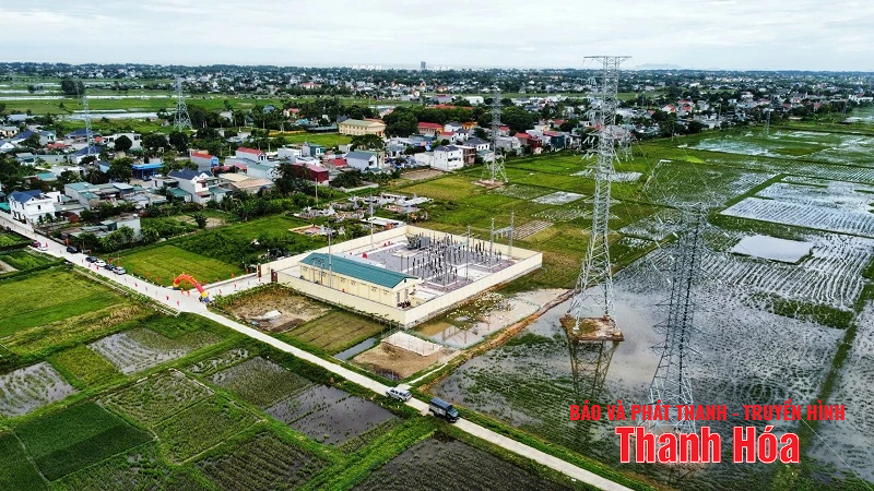 Gắn biển công trình chào mừng Đại hội đại biểu Đảng bộ Tập đoàn Điện lực Việt Nam