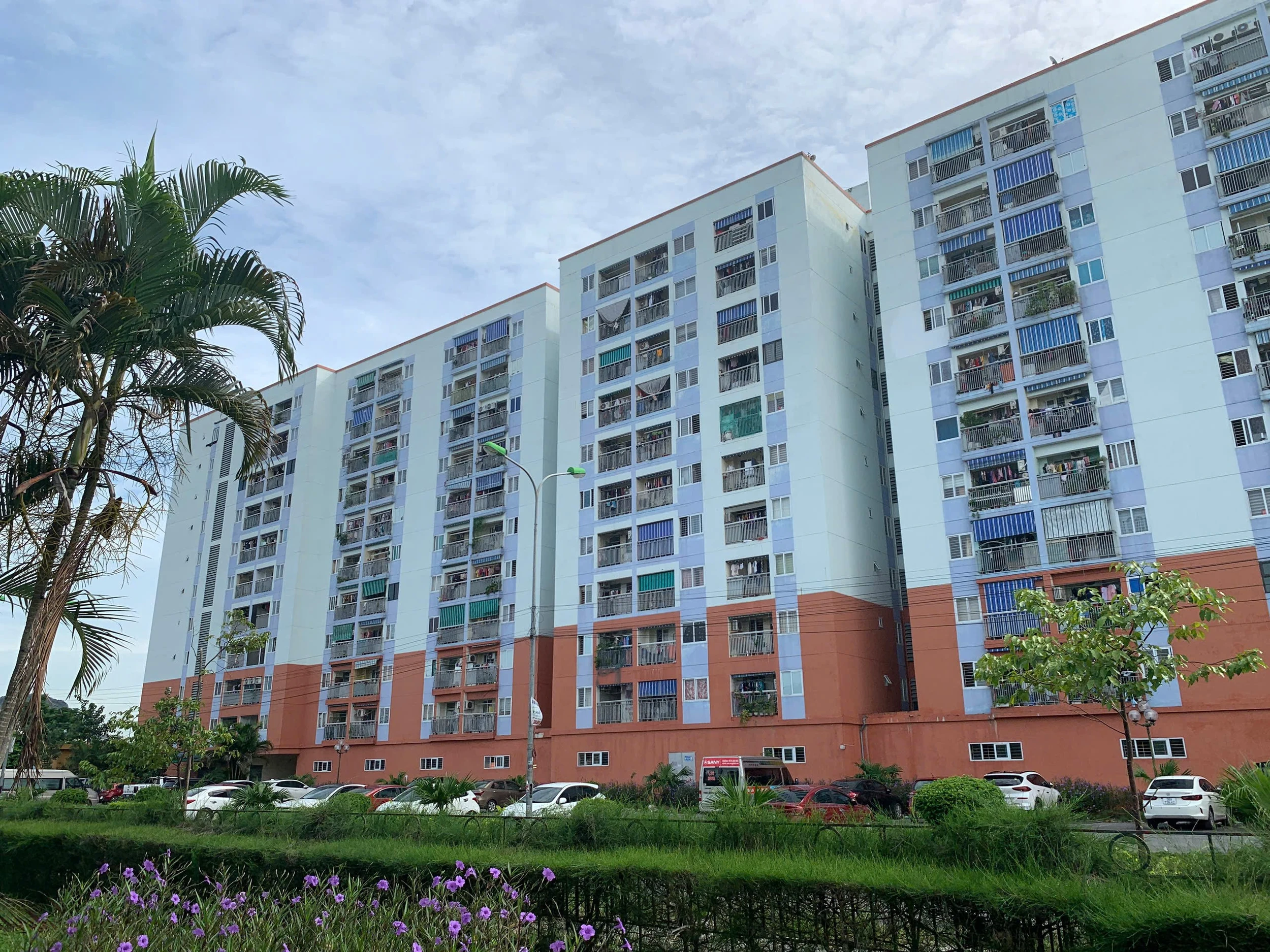 Chủ tịch UBND tỉnh yêu cầu kịp thời phát hiện, báo cáo các trường hợp sử dụng nhà ở xã hội sai đối tượng