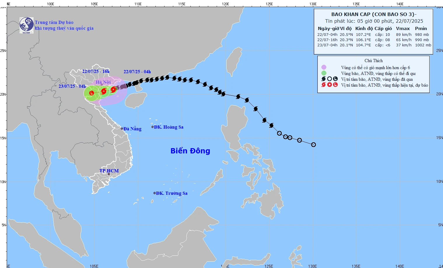 Bão cách Ninh Bình 70km, giật cấp 13