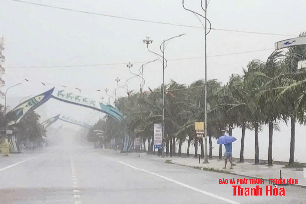 Người dân ven biển chủ động ứng phó với bão số 3