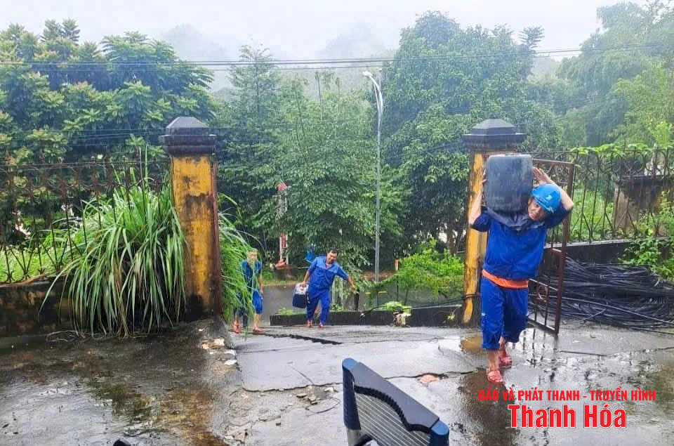 Bảo đảm hoạt động thông tin liên lạc thông suốt trước, trong và sau cơn bão số 3
