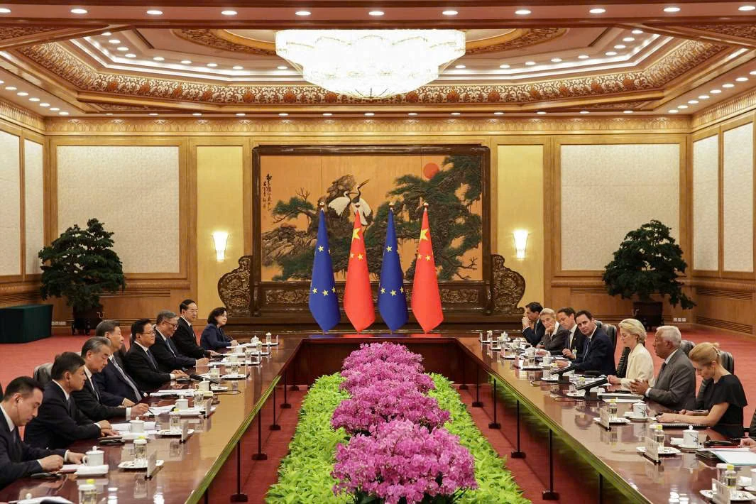 Hội nghị thượng đỉnh EU-Trung Quốc 2025: Từ biểu tượng ngoại giao đến bức tranh đối đầu chiến lược