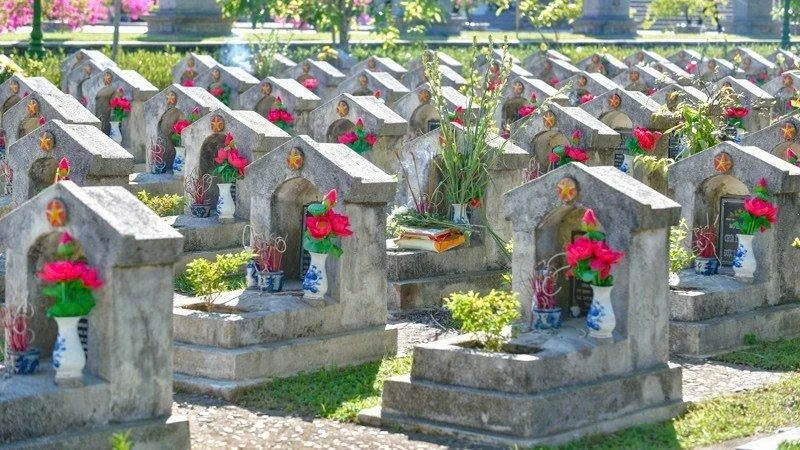 Nghĩa trang Hàm Rồng một chiều tháng Bảy