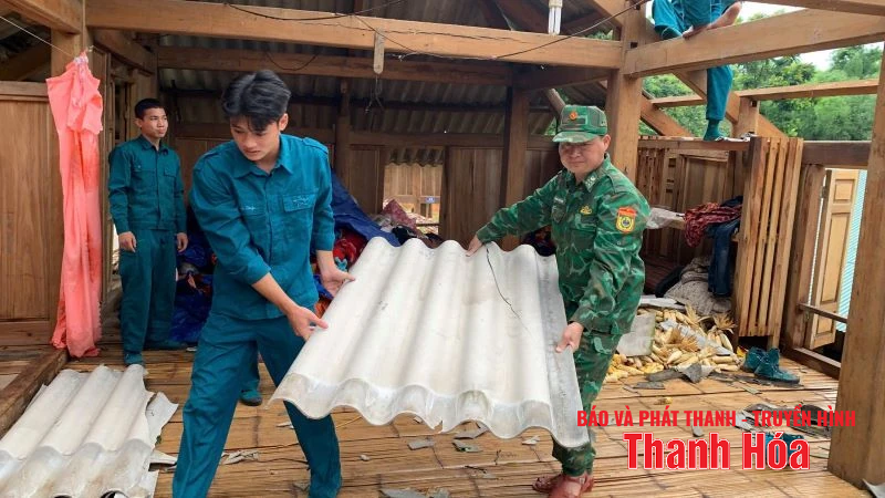 Các lực lượng quân sự, biên phòng hỗ trợ Nhân dân trước khi bão đổ bộ