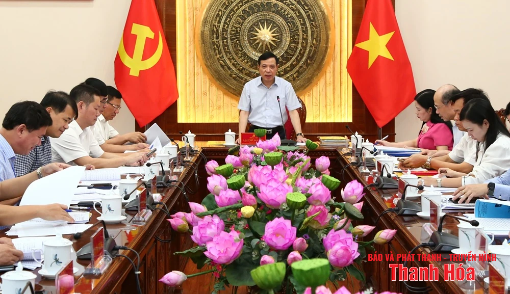 Phó Bí thư Thường trực Tỉnh ủy Lại Thế Nguyên chủ trì hội nghị cho ý kiến về công tác chuẩn bị đại hội đảng bộ 6 xã