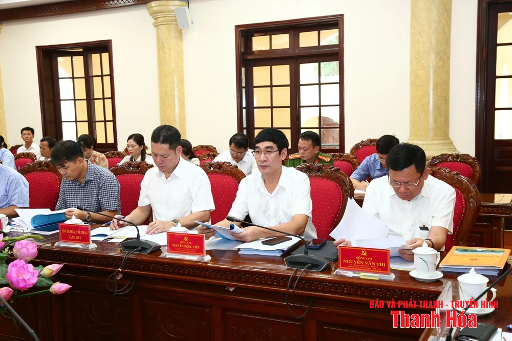 Phó Bí thư Thường trực Tỉnh ủy Lại Thế Nguyên chủ trì hội nghị cho ý kiến về công tác chuẩn bị đại hội đảng bộ 6 xã