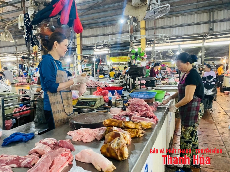 Thịt lợn tại các chợ truyền thống giảm sức mua vì người tiêu dùng lo ngại Dịch tả lợn Châu Phi