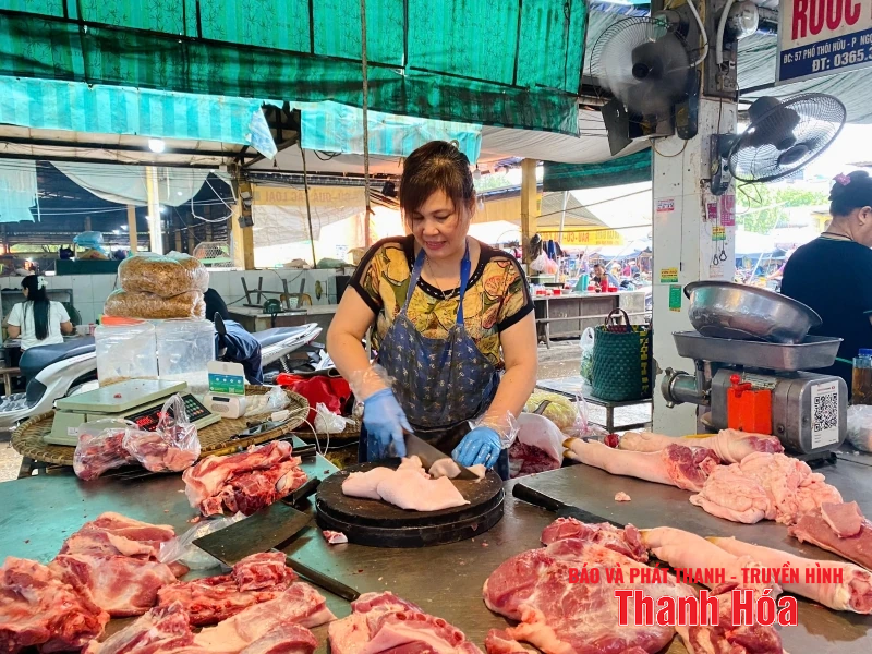 Thịt lợn tại các chợ truyền thống giảm sức mua vì người tiêu dùng lo ngại Dịch tả lợn Châu Phi