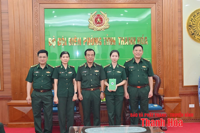 Trung tướng Lê Đức Thái thăm, kiểm tra tại Ban Chỉ huy Bộ đội Biên phòng tỉnh Thanh Hóa