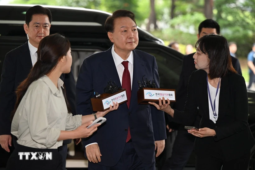 Cựu Tổng thống Hàn Quốc Yoon Suk Yeol từ chối lệnh áp giải thẩm vấn