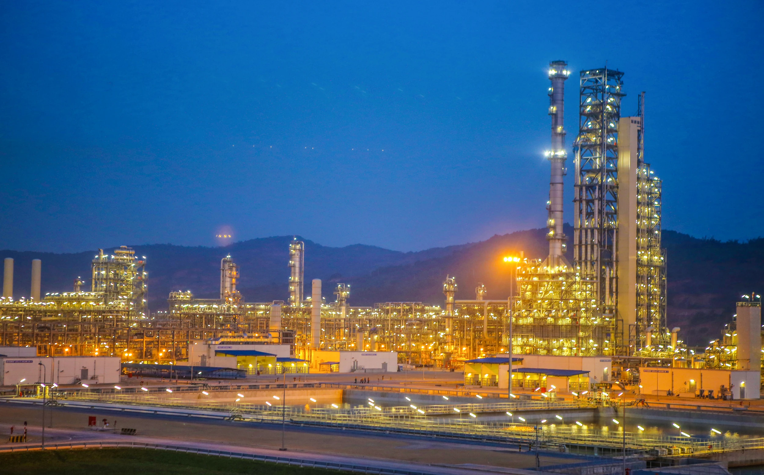 Kỷ niệm 95 năm Ngày thành lập Đảng bộ tỉnh Thanh Hóa (29/7/1930 - 29/7/2025): Sự kiện chính trị trọng đại, đánh dấu bước ngoặt quan trọng trong hành trình xây dựng và phát triển quê hương Thanh Hóa yêu dấu! *