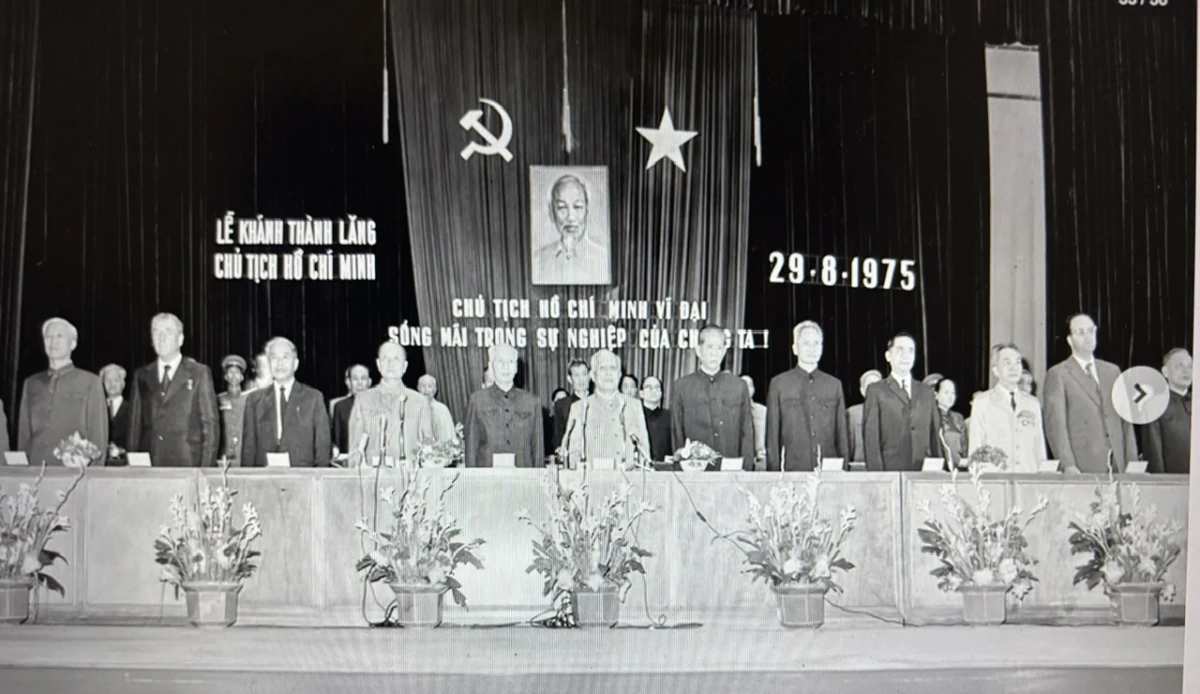 Hình ảnh quý về quá trình xây dựng Lăng Chủ tịch Hồ Chí Minh