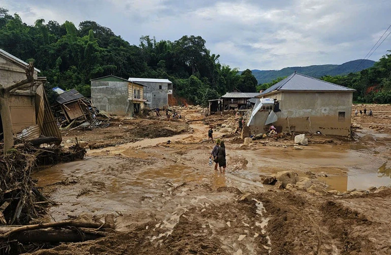 Sơn La đề nghị tỉnh Hủa Phăn phối hợp tìm kiếm người mất tích do mưa lũ