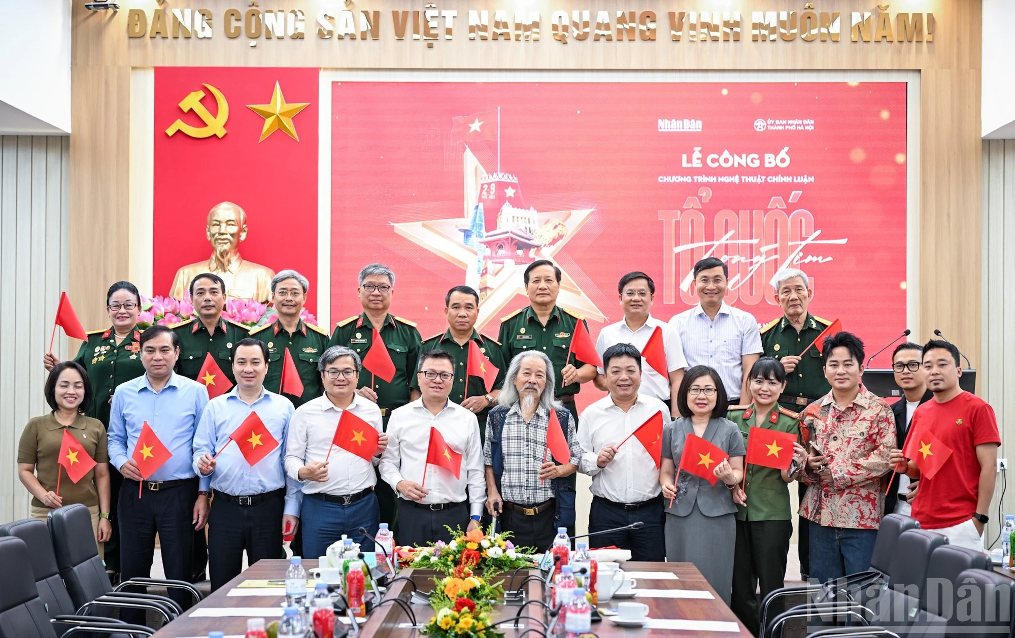 Bật mí những thông tin hấp dẫn về chương trình nghệ thuật chính luận Tổ quốc trong tim