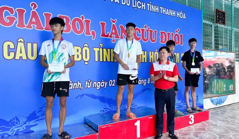 Bế mạc Giải bơi, lặn cứu đuối các Câu lạc bộ tỉnh Thanh Hóa