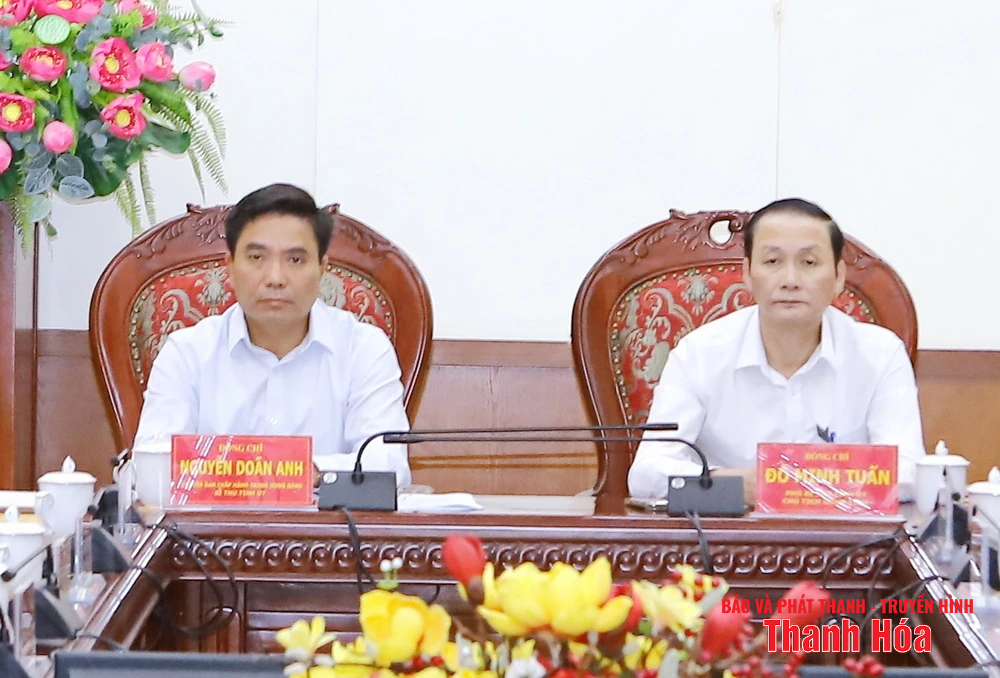 Thủ tướng Chính phủ Phạm Minh Chính chủ trì phiên họp thường kỳ đánh giá tình hình phát triển kinh tế - xã hội 7 tháng năm 2025