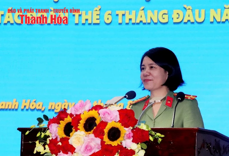 Ban Thanh niên - Phụ nữ Công an tỉnh sơ kết công tác Đoàn thể và trao giải các cuộc thi