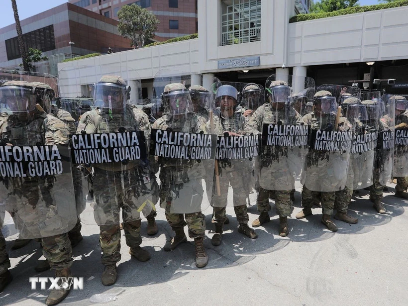 Tổng thống Mỹ cân nhắc triển khai Vệ binh Quốc gia tại Washington