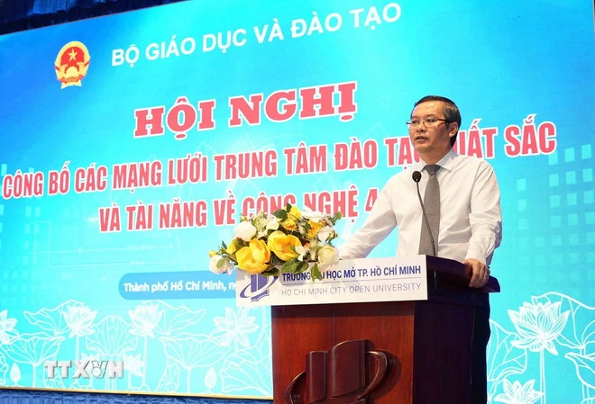 Công bố 6 Mạng lưới trung tâm đào tạo xuất sắc và tài năng về công nghệ 4.0