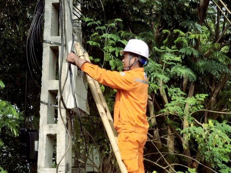 Rò rỉ điện sau công tơ khiến hoá đơn tiền điện khách hàng tăng vọt gấp hơn 8 lần